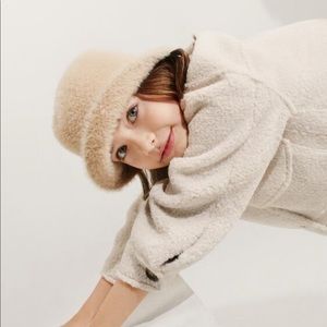 ZARA kids feather bucket hat